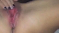 Squirting italiana si masturba e eiacula