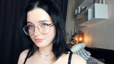 Brunette Solo Webcam Masturbation