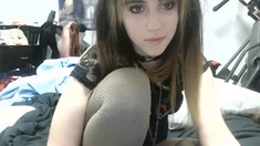 Amateur Webcam Teen Masturbates And Teases