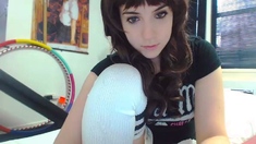 Hot amateur webcam teen masturbates for their fans