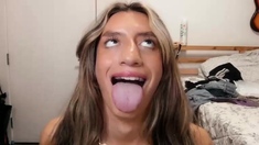 Blonde solo jerking off