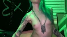 Blonde Teen Pregnant Girl Has Her Pussy Masturbated