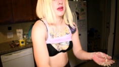 Amateur Webcam Chick Masturbates On Webcam More at